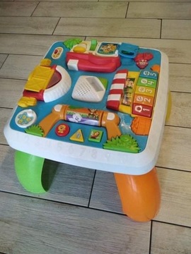 Edukacyjny stoliczek Fisher Price