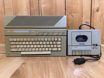 Atari 65XE + Atari XC12 - komputer + magnetofon