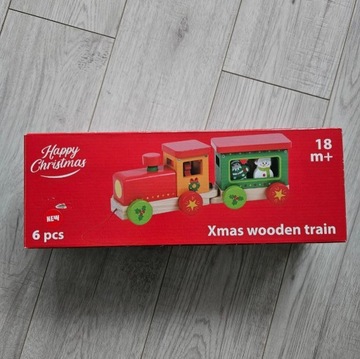 Świąteczny pociąg drewniany / Xmas wooden train