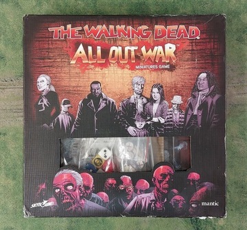 The Walking Dead: All Out War core box