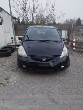 Samochód Honda JAZZ na części