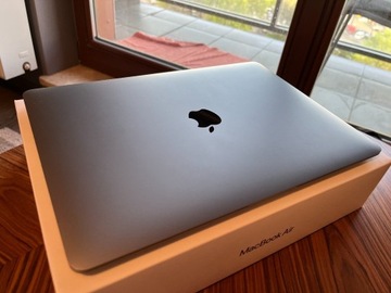 Laptop MacBook Air 13’ i3 8/256GB 2020r Szary