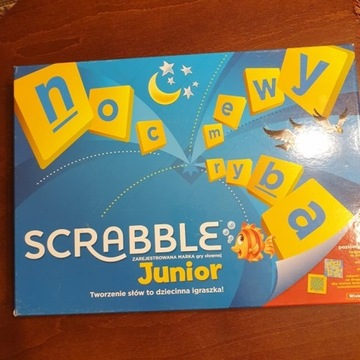 Scrabble junior jak nowe.