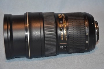 Nikon AF-S Nikkor 24-70mm 1:2.8 ED  