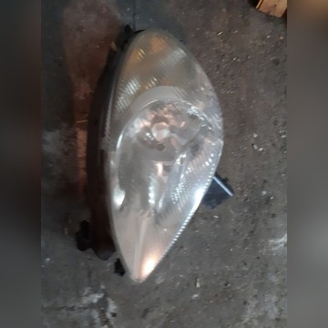 Lampa przednia lewa Citroen Xsara Picasso