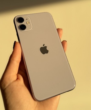 iPhone 11 64GB fioletowy w gratisie ładowarka 20W