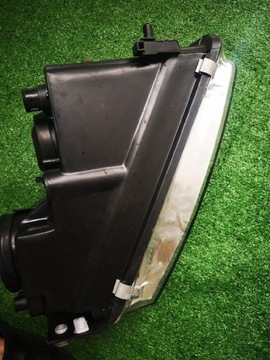 Lampa przednia lewa h7 Vw Passat b5 2000r