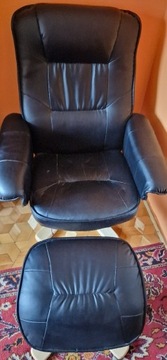 Fotel czarny skóropodobny