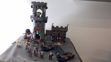 LEGO 4194 Piraci z Karaibów Zatoka Spienionych Fal