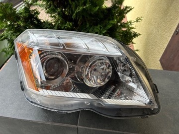 Lampa prawa przednia USA Mercedes GLK x204 bixenon