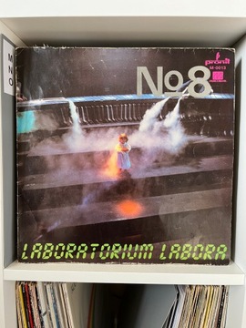 Laboratorium - No.8 (Stan Ex)