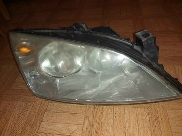 Lampy przednie ford mondeo mk3