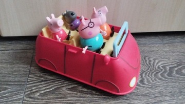 Hasbro Świnka Peppa Czerwony Samochód + Figurki 