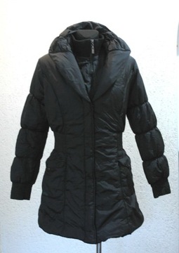 Ciepła zimowa czarna kurtka 40