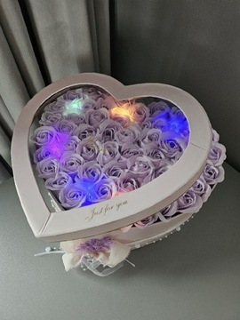 Box kwiaty mydlane LED
