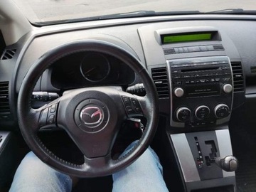 Mazda 5 minivan