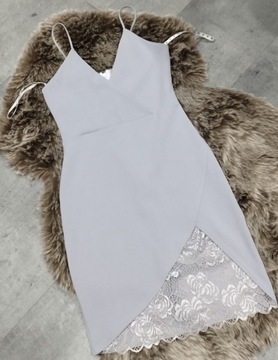 Szara mini sukienka Missguided S koronka 