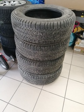 Michelin Agilis 51 215/65R16 106/104 T