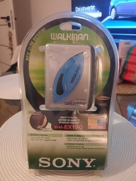  Sony WM-EX190 Walkman Stereo Cassette Player with Anti