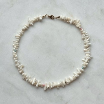 Naszyjnik handmade biały koral nieregularny