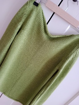 Sweterek zielony 