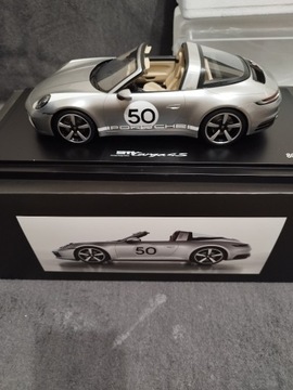 Porsche 911 Targa 1:18 4S Heritage Design Edition