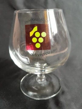 Kieliszek Inauguration route des vins du Jura1990 