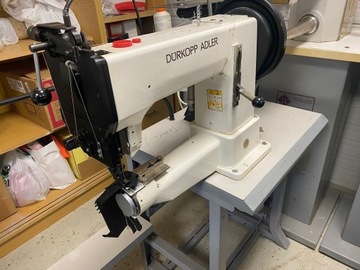 Dürkopp Adler 205 sewing machine