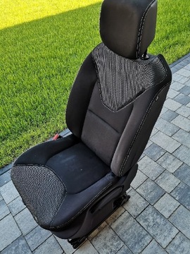 Fotel pasażera Renault Clio IV kompletny
