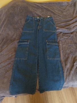 Spodnie dżinsowe szerokie z kieszeniami
