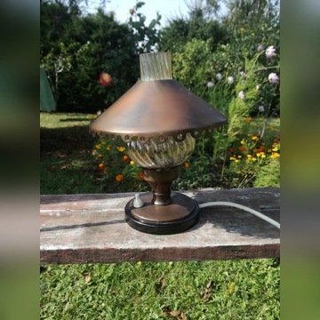 Lampa w stylu rustykalnym 