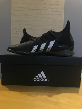 Halówki Adidas Predator r.38