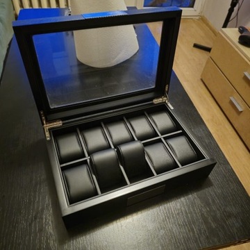 Polerowane czarno-srebrzyste pudełko na zegarki