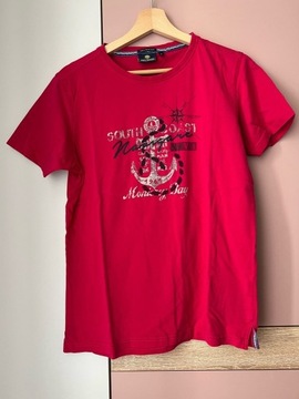 Czerwona koszulka z krótkim rękawem z nadrukiem