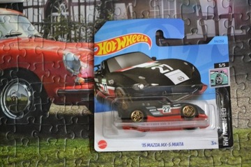 Hot Wheels Mazda MX 5 Miata 2015 black drift