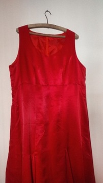 Czerwona suknia 