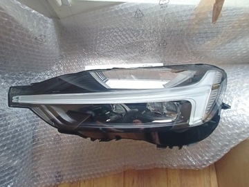 Lampa lewa Volvo XC60 II 32404705