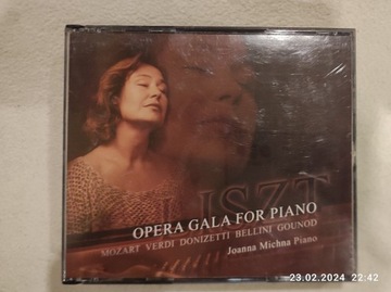 Opera Gala for piano Joanna Michna 