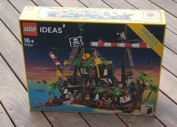 Lego Ideas 21322 piraci z zatoki Barakud