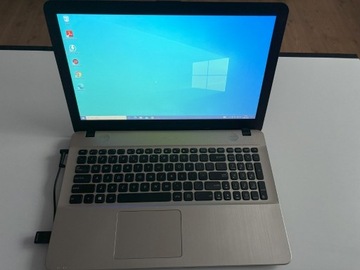Laptop Asus R541U