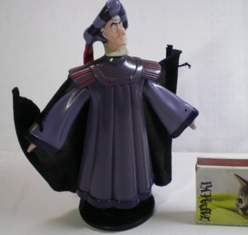 Dzwonnik z Notre Dame CLAUDE FROLLO 1996 r.