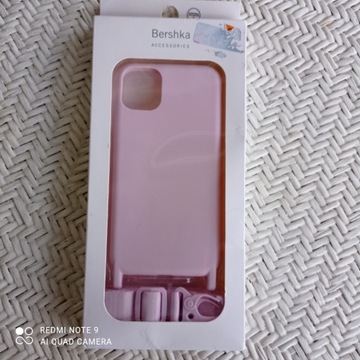 Case etui iPhone różowy z paskiem