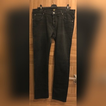 Męskie spodnie czarne Lee rozmiar L