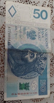 Banknot 50 zł unikalne numery AT7888846