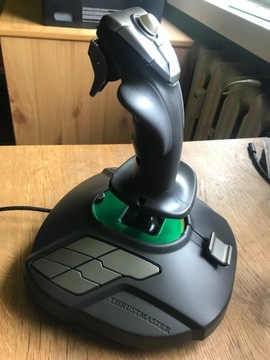 THRUSTMASTER T-16000