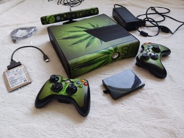 Xbox 360 RGH 3+ 2xPAD+KINECT+DYSK 2TB+300gier