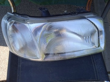 LAMPA PRZEDNIA LAND ROVER FREELANDER 1