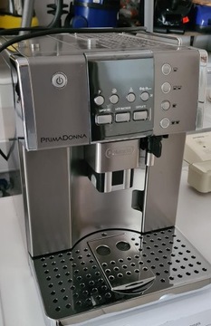 Ekspres do kawy DeLonghi Primadonna