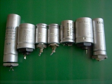 Zestaw kondensatorów elektrolitycznych