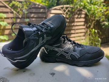 Buty ASICS Gel-Venture 8 Black/White, rozm. 40